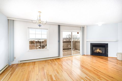 Tiny photo for 202 E 7th St #D, Duluth, MN 55805 (MLS # 6123692)