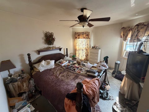 Tiny photo for 301 W 4th Street, Duluth, MN 55806 (MLS # 6128102)