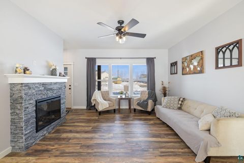 Tiny photo for 912 Carter Cr, Eveleth, MN 55734 (MLS # 6123906)