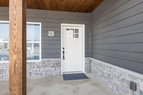 Tiny photo for 912 Carter Cr, Eveleth, MN 55734 (MLS # 6123906)