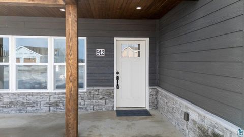 Tiny photo for 912 Carter Cr, Eveleth, MN 55734 (MLS # 6123906)