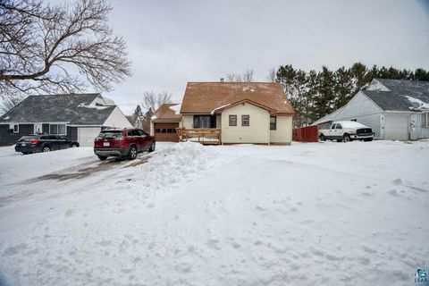 Photo of 417 Arlington Rd, Hoyt Lakes, MN 55750 (MLS # 6124105)