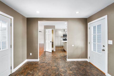 Tiny photo for 524 14th Ave, Two Harbors, MN 55616 (MLS # 6123112)