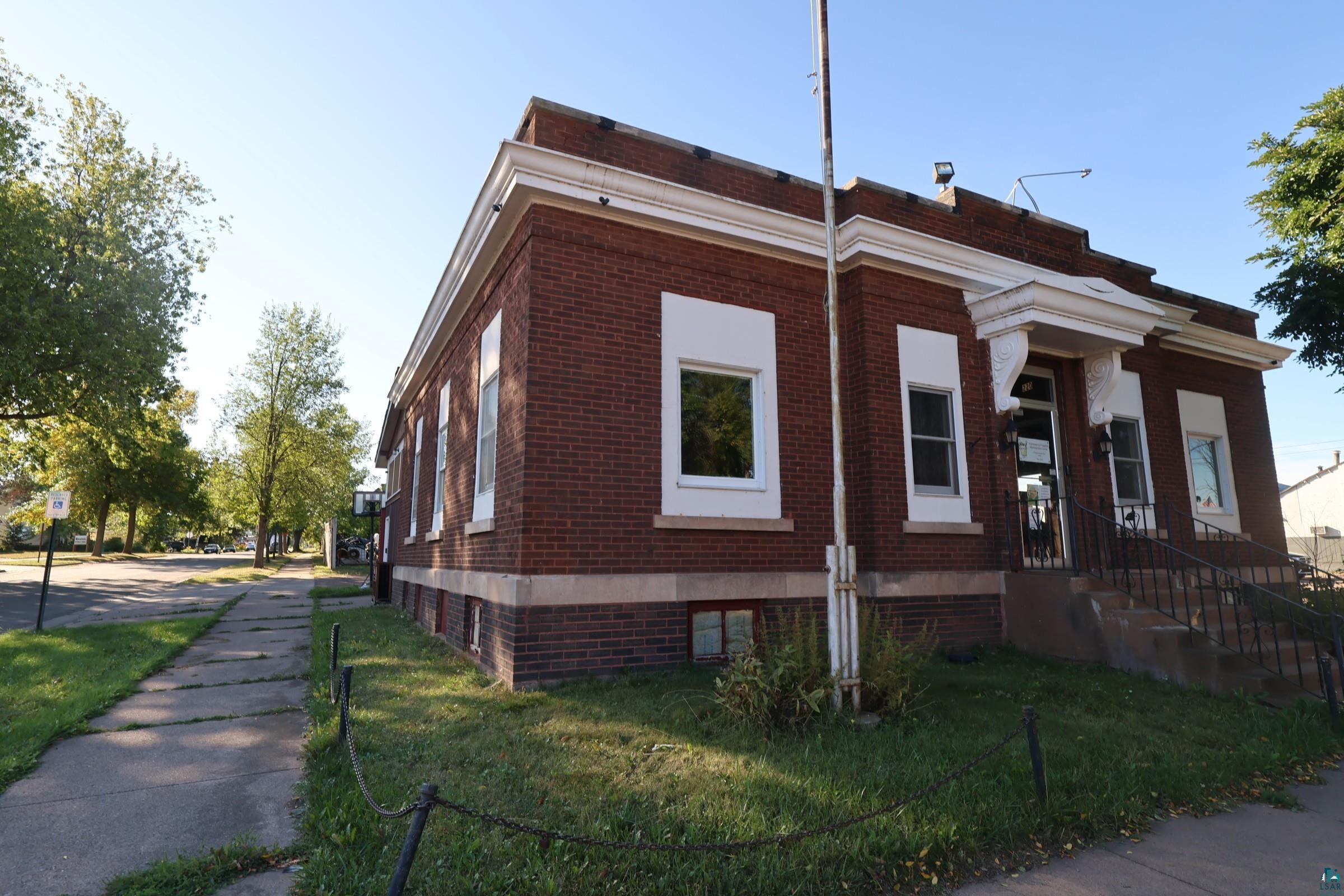 220 Main St E, Ashland, WI 54806