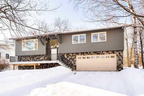 Tiny photo for 1609 Woodbury Ln, Duluth, MN 55803 (MLS # 6123459)