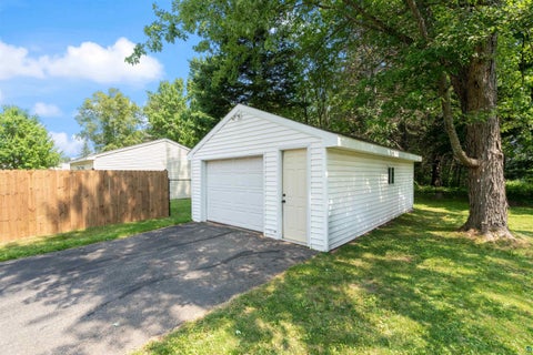 Tiny photo for 1302 Eklund Ave, Duluth, MN 55811 (MLS # 6127025)
