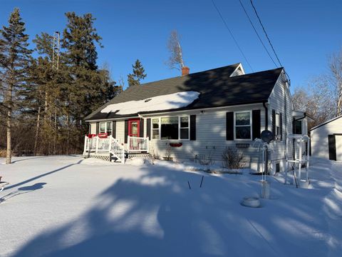 Photo of 4724 Howard Gnesen Rd, Duluth, MN 55803 (MLS # 6123630)