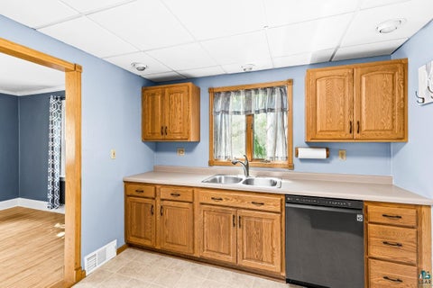 Tiny photo for 809 N Robin Ave, Duluth, MN 55811 (MLS # 6126590)