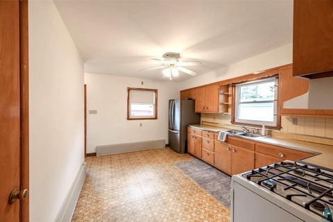 Tiny photo for 211 NW 10th St, Chisholm, MN 55719 (MLS # 6124813)