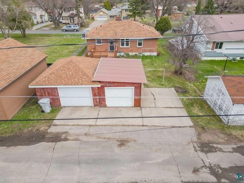 Tiny photo for 211 NW 10th St, Chisholm, MN 55719 (MLS # 6124813)