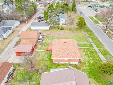 Tiny photo for 211 NW 10th St, Chisholm, MN 55719 (MLS # 6124813)