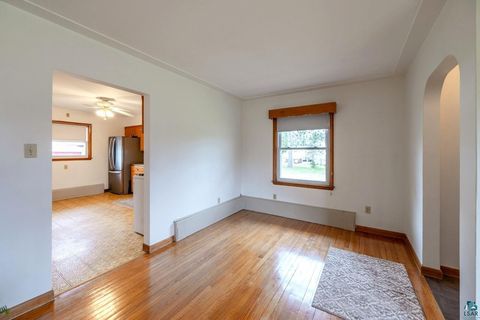 Tiny photo for 211 NW 10th St, Chisholm, MN 55719 (MLS # 6124813)