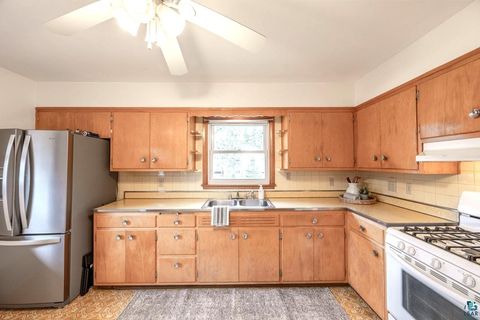 Tiny photo for 211 NW 10th St, Chisholm, MN 55719 (MLS # 6124813)