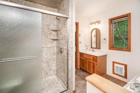 Tiny photo for 439 Hartley Pl, Duluth, MN 55803 (MLS # 6125999)