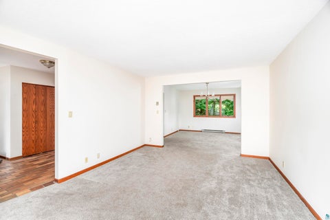 Tiny photo for 439 Hartley Pl, Duluth, MN 55803 (MLS # 6125999)
