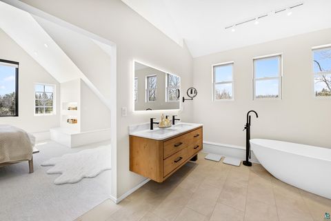 Tiny photo for 2243 North Star Rd, Duluth, MN 55804 (MLS # 6125085)