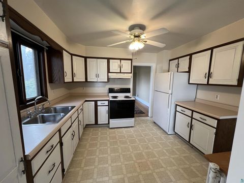 Tiny photo for 2630 3rd Ave E AVE, Hibbing, MN 55746 (MLS # 6126478)
