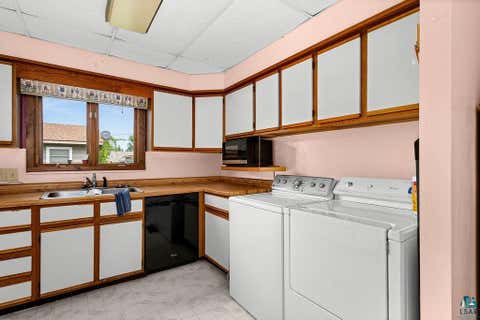 Tiny photo for 43 Garden Dr, Silver Bay, MN 55614 (MLS # 6127291)