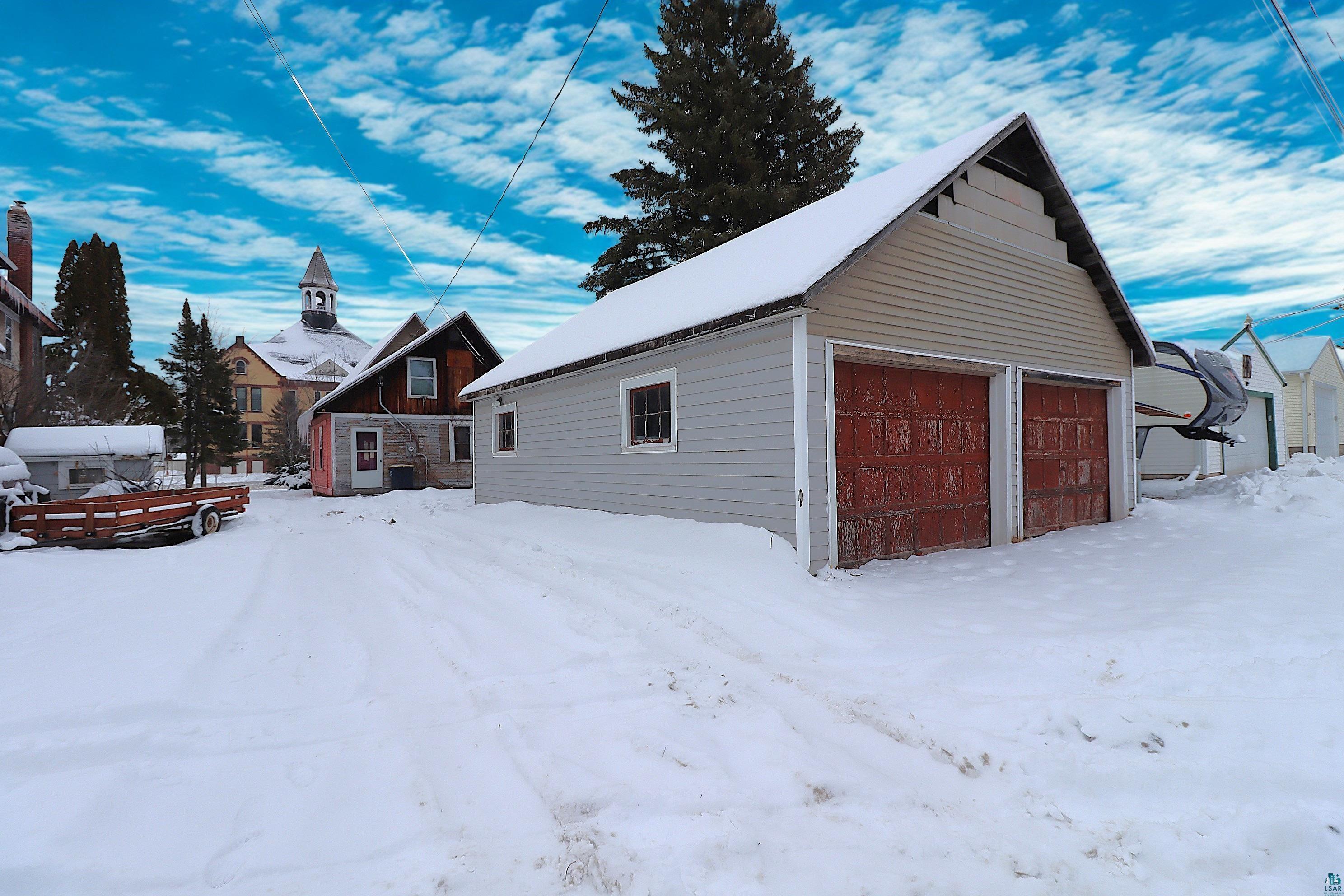611 Beaser Ave