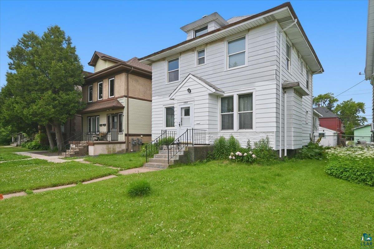 1309 Hammond Ave