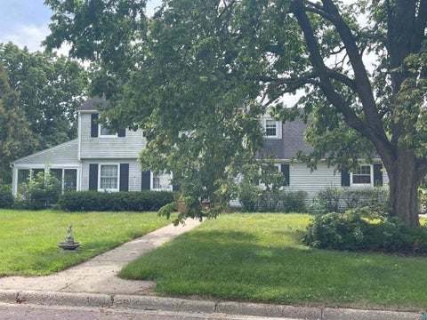 Photo of 206 Snow Place Rd, Le Sueur, MN 56058 (MLS # 6127671)