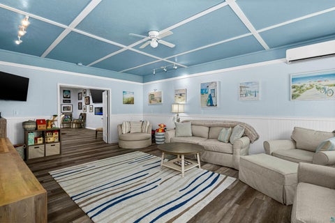 Tiny photo for 5226 Pontoon Bay Rd, Duluth, MN 55803 (MLS # 6128271)