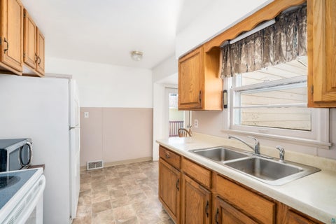 Tiny photo for 1323 90th Ave W AVE, Duluth, MN 55808 (MLS # 6128121)