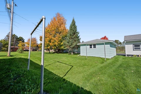 Tiny photo for 705 Arrowhead St, Aurora, MN 55705 (MLS # 6128348)