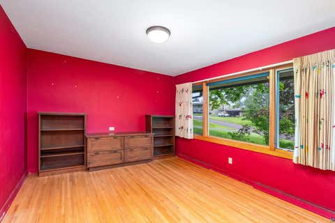 Tiny photo for 801 Rockview Ct, Duluth, MN 55804 (MLS # 6127379)