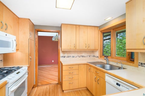 Tiny photo for 801 Rockview Ct, Duluth, MN 55804 (MLS # 6127379)