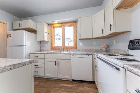 Tiny photo for 41 Astor Rd, Babbitt, MN 55706 (MLS # 6125697)