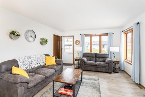 Tiny photo for 624 13th Ave, Two Harbors, MN 55616 (MLS # 6125134)