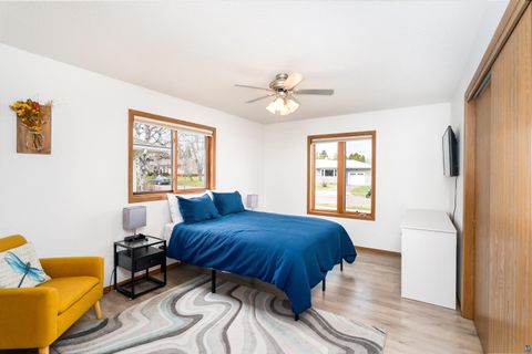 Tiny photo for 624 13th Ave, Two Harbors, MN 55616 (MLS # 6125134)