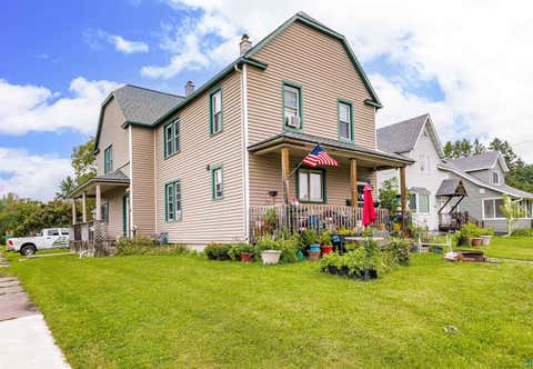 Tiny photo for 201 E McCuen St, Duluth, MN 55808 (MLS # 6127447)