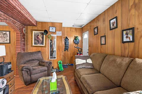 Tiny photo for 201 E McCuen St, Duluth, MN 55808 (MLS # 6127447)