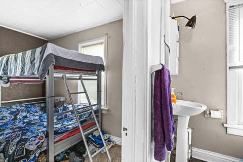 Tiny photo for 201 E McCuen St, Duluth, MN 55808 (MLS # 6127447)