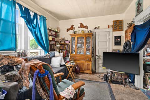 Tiny photo for 201 E McCuen St, Duluth, MN 55808 (MLS # 6127447)
