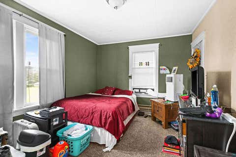 Tiny photo for 201 E McCuen St, Duluth, MN 55808 (MLS # 6127447)