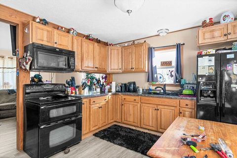 Tiny photo for 24 Green Ln, Silver Bay, MN 55614 (MLS # 6123076)