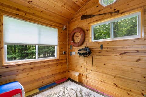 Tiny photo for 615 Snively Rd, Duluth, MN 55803 (MLS # 6126343)