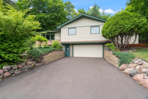 Tiny photo for 615 Snively Rd, Duluth, MN 55803 (MLS # 6126343)
