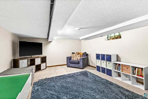 Tiny photo for 303 W Owatonna St, Duluth, MN 55803 (MLS # 6125893)