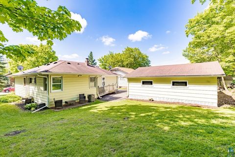 Tiny photo for 303 W Owatonna St, Duluth, MN 55803 (MLS # 6125893)