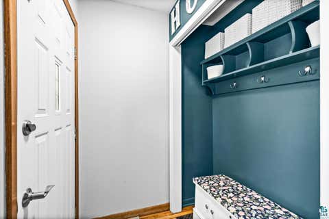 Tiny photo for 303 W Owatonna St, Duluth, MN 55803 (MLS # 6125893)