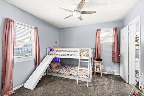 Tiny photo for 303 W Owatonna St, Duluth, MN 55803 (MLS # 6125893)
