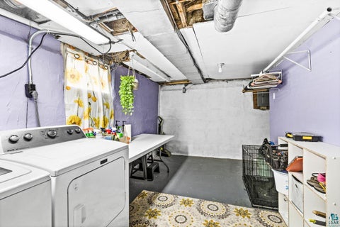 Tiny photo for 303 W Owatonna St, Duluth, MN 55803 (MLS # 6125893)