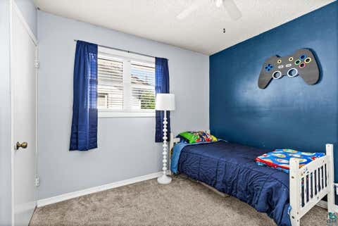 Tiny photo for 303 W Owatonna St, Duluth, MN 55803 (MLS # 6125893)