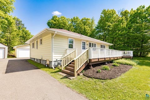 Tiny photo for 303 W Owatonna St, Duluth, MN 55803 (MLS # 6125893)