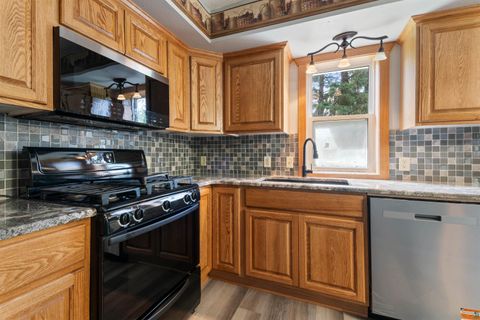 Tiny photo for 15 Vermillion St, Carlton, MN 55718 (MLS # 6126103)