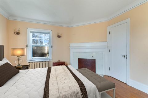 Tiny photo for 2418 E 4th St, Duluth, MN 55812 (MLS # 6122972)